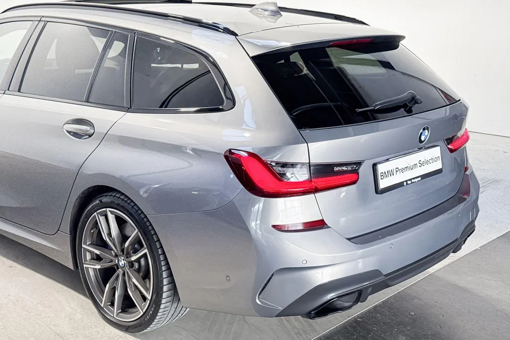 BMW 3 Serie Touring M340i xDrive High Executive
