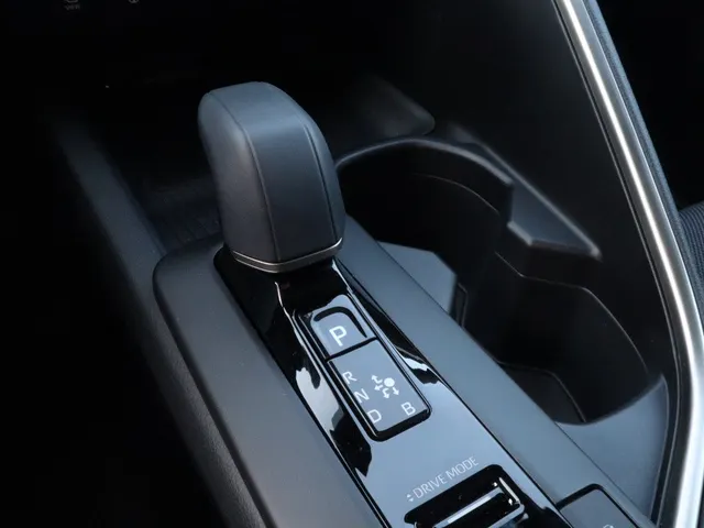 Toyota C-HR 2.0 PHEV 220 Executive | Panoramadak | Stoel/Stuur Verwarming