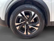Peugeot 2008 1.2 PureTech Allure Pack *Navi+Camera*Climate Control*Stoelverwarming*LM.Velgen*1ste eigenaar!