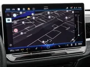 Volkswagen Passat Variant 1.5 eHybrid 272pk DSG R-Line Edition · Panoramadak · Inklap. Trekhaak · 360 Camera · Keyless · Matrix LED · Elek. Achterklep · Head-Up Display · Garantie t/m 13-11-2030 of 100.000km