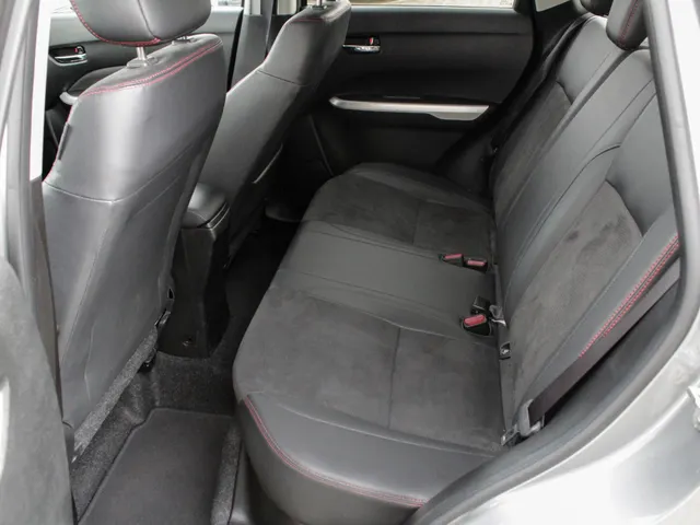 Suzuki Vitara 1.4 S | Navi | Adap. Cruise | Camera | Lm-Velgen | Trekhaak