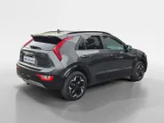 Kia Niro EV Edition 64.8 kWh | Afneembare Trekhaak | Climate Control | Cruise Control | Camera | Navigatie | Stoelverwarming | Stuurverwarming |