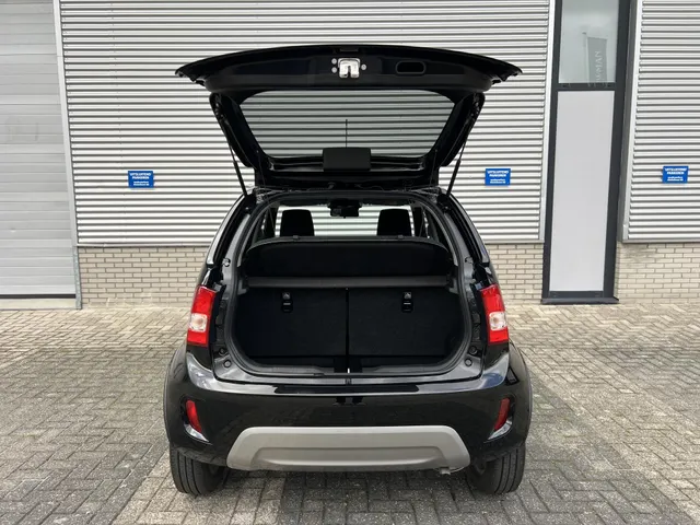 Suzuki Ignis 1.2 Smart Hybrid Select | Apple Carplay & Android Auto | Airco | Lichtmetalen Velgen | Verwarmde Voorstoelen | BTW Auto!!
