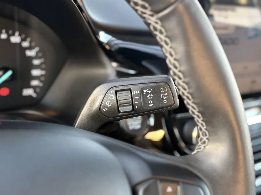 Ford Fiesta 1.0 EcoBoost Hybrid Titanium WINTER PACK | KEYLESS ENTRY | PARKEER SENSOREN ACHTER | APPLE CARPLAY / ANDROID AUTO