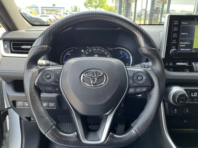 Toyota RAV4 2.5 Hybrid Bi-Tone