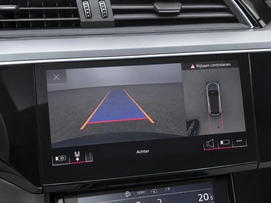 Audi e-tron 55 quattro edition 95 kWh 408pk · Panoramadak · 360 Camera · Afneembare Trekhaak · Lederen Bekleding · Elek. Stoelen + Geheugen Bestuurder ·