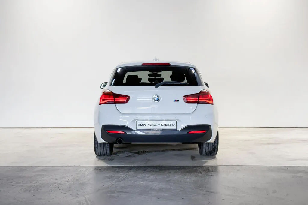 BMW 1 Serie 3-deurs 118i Steptronic Edition