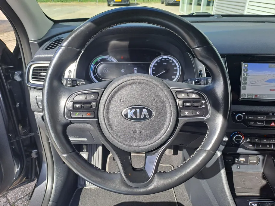 Kia Niro 1.6 GDi Hybrid ExecutiveLine Leer | Automaat | Trekhaak | Navi | Camera | Voorstoelen verwarmd |  stuur verwarmd | Cruise control adaptief