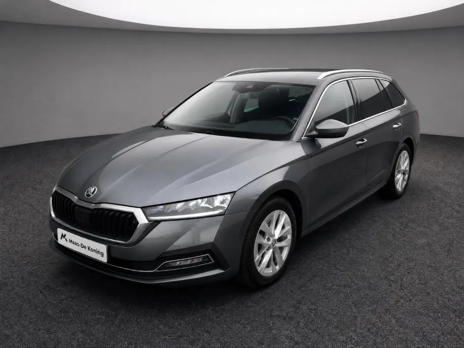 Škoda Octavia Combi 1.5e-TSI/150PK Business Edition Plus · Navigatie · Apple/Android Car Play · Camera + Parkeersensoren · Stoelverwarming ·