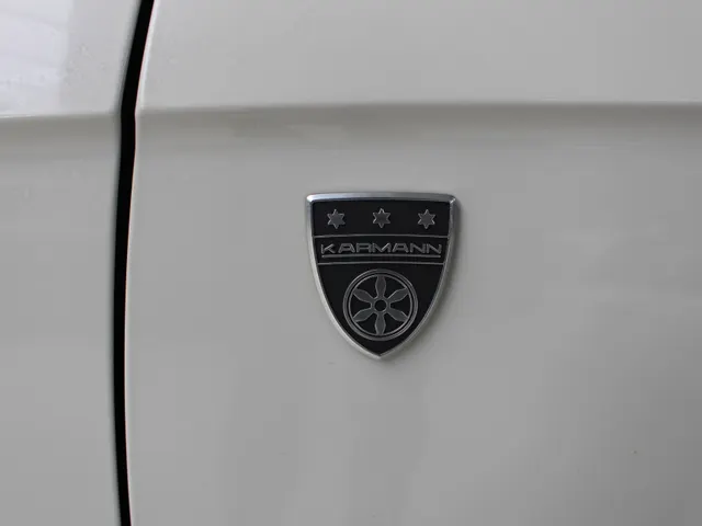 Volkswagen T-Roc Cabrio 1.5 TSI R-Line Karmann Blackstyle Leder | IQ-Light | Navigatie | Dodehoekassistent | Parkeercamera