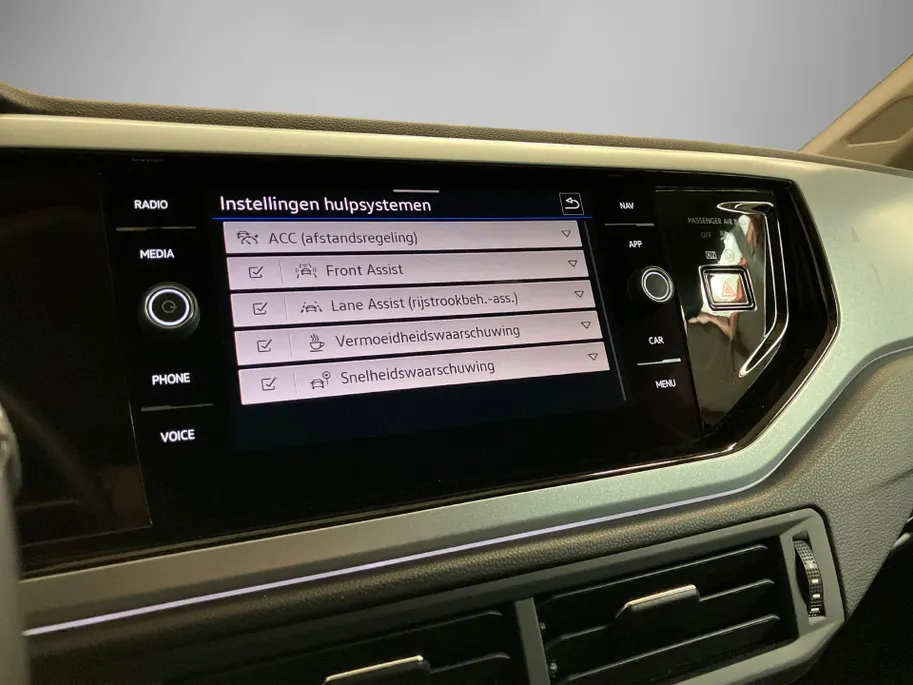 Volkswagen Polo 1.0TSI/95PK Goal · Navigatie · Apple/Android Car Play · Stoelverwarming · Clima · Garantie t/m 16-05-2027