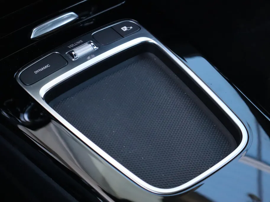 Mercedes-Benz CLA Shooting Brake 180 Business Solution Luxury l Keyless l Achteruitrij camera l Stoelverwarming