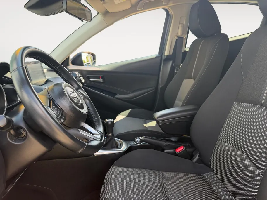 Mazda 2 1.5 Skyactiv-G GT-M | Cruise & Climate Control | All Season Banden | Bluetooth | Navigatie | Stoelverwarming | Parkeersensoren | LMV | 12 Maanden BOVAG Garantie