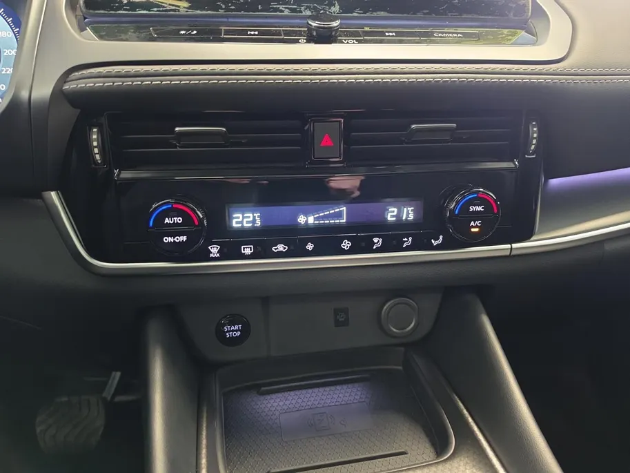 Nissan QASHQAI 1.5 e-Power N-Connecta | Ocean Deep! | Panorama dak | 360 Camera | Google navigatie | Apple Carplay | Android auto