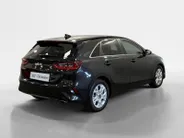 Kia Ceed 1.0 T-GDi DynamicPlusLine | Stoel/Stuurverwarming | Half Leder | Keyless Entry | Navigatie | Apple/Android Carplay |