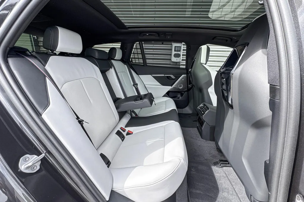 BMW M5 Touring 