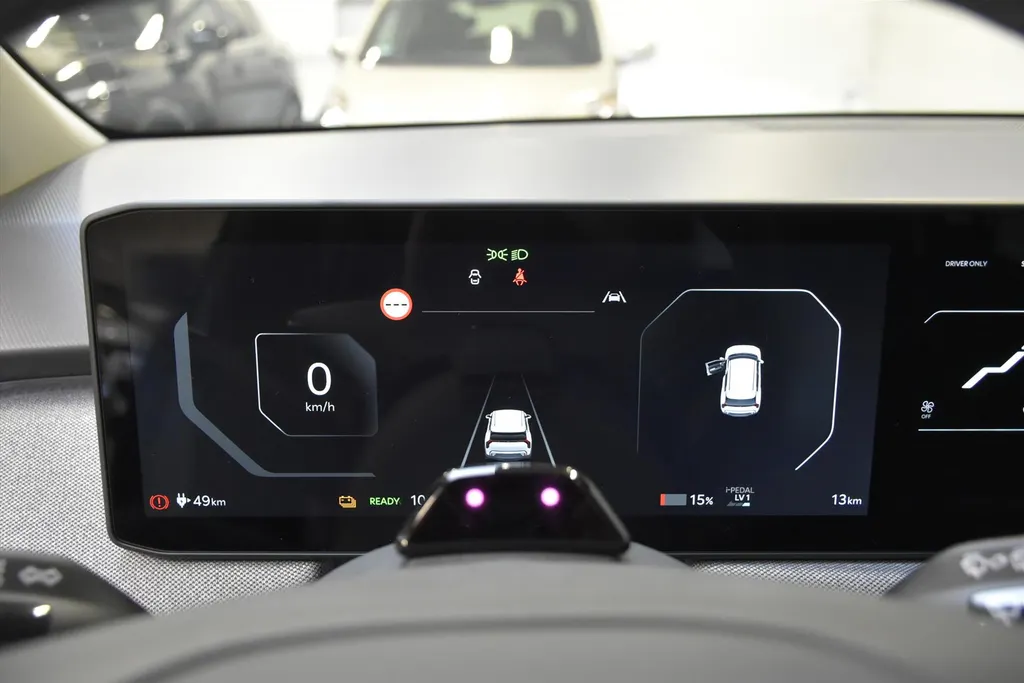 Kia EV3 58,3 kWh 204pk Plus Advanced