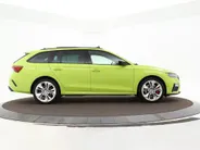 Škoda Octavia 1.4 TSI 245pk DSG RS iV PHEV · Panoramadak · Camera · Elek. Voorstoelen · Head-Up · Stoel-& Stuurverwarming · 19'' Inch · Canton Audio ·