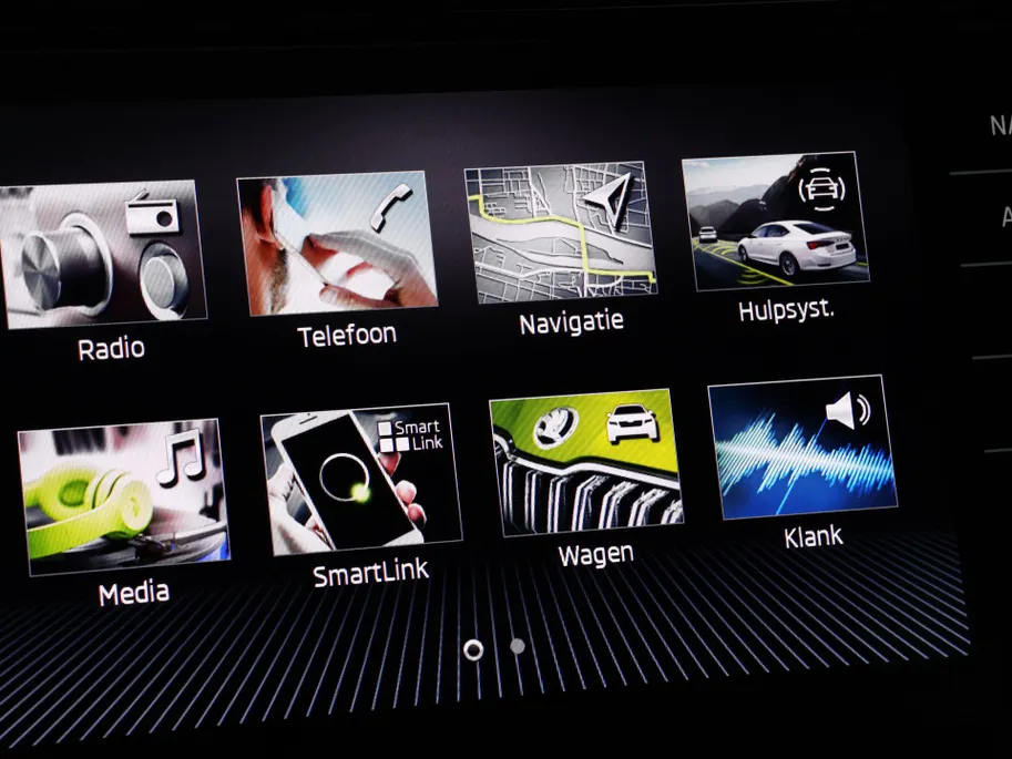 Škoda Karoq 1.5 TSI 150pk DSG ACT Sportline Business · Panoramadak · Camera · Cruise Control · Apple/Android Car Play · 18'' Inch ·