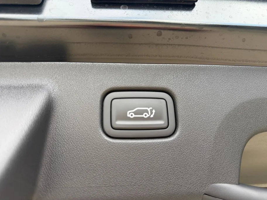 Kia EV5 GT-PlusLine 81.4 kWh Auto is verkocht | Warmtepomp | Massagefunctie | Harman/Kardon audio-installatie | Dodehoekcamera | 360 camera | Glazen schuif-/kanteldak | Memory seats | Elektrisch bedienbare achterklep