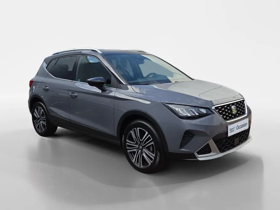 SEAT Arona Xperience Business Connect | Adaptief Cruise  | Climate Control | Camera | Dodehoek Detectie | 17'' LM Velgen | Apple Carplay | Android Auto | 9.000 km!