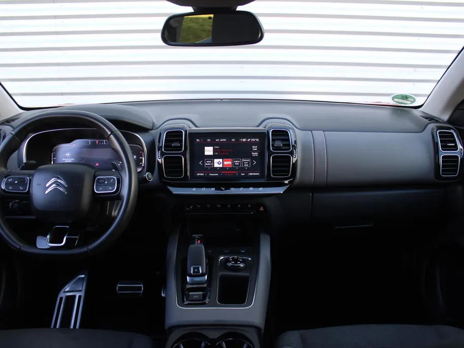 Citroën C5 Aircross 1.6 PureTech Shine | 180PK | Panoramadak | 360° Camera | Dodehoek detectie | Stoelverwarming | Elek. stoelverstelling + achterklep | 19' LM |