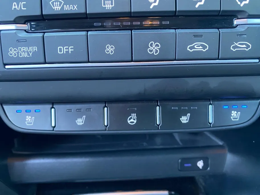 Kia Ceed Sportswagon 1.6 GDI PHEV ExecutiveLine Automaat | Navi | Clima | Camera | Stoelventilatie | Stoel-/Stuurverwarming | Leder & Memory Seats