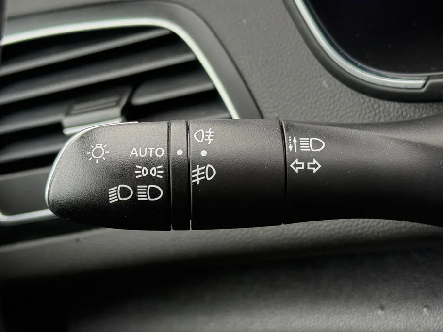 Renault Mégane Estate 1.3 TCe Intens *Navi+Camera*Lederen bekleding*Climate Control*Winter Pack*Elekt. Stoel*Keyless*LM.Velgen*Vol opties!