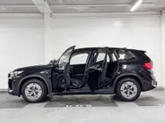 BMW iX1 xDrive30