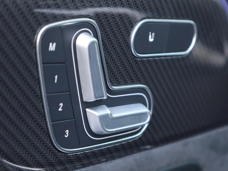 Mercedes-Benz GLA 250 e Business Solution AMG Limited l Panoramadak l Carplay l Keyless
