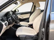 BMW X1 sDrive20i VDL Nedcar Edition | Trekhaak | Camera | Leder | Head-Up Display | Navi | Stoelverwarming | Elektrische achterklep | LED | 12 maanden Bovag Garantie