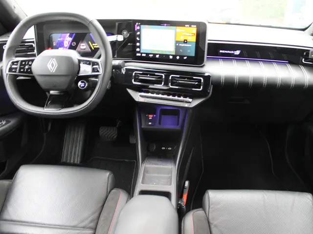 Renault 5 comfort range Iconic Black Cinq - 52 kWh | Speciale Editie | Lederen bekleding | Harman Kardon | DEMO VRAAG NAAR DE BESCHIKBAARHEID
