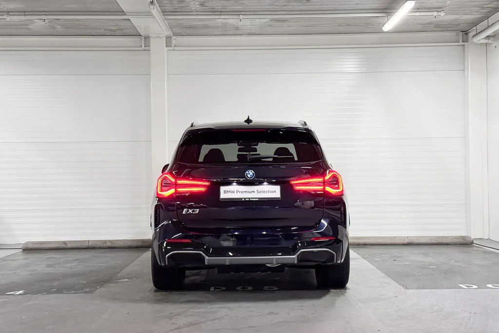 BMW iX3 High Executive