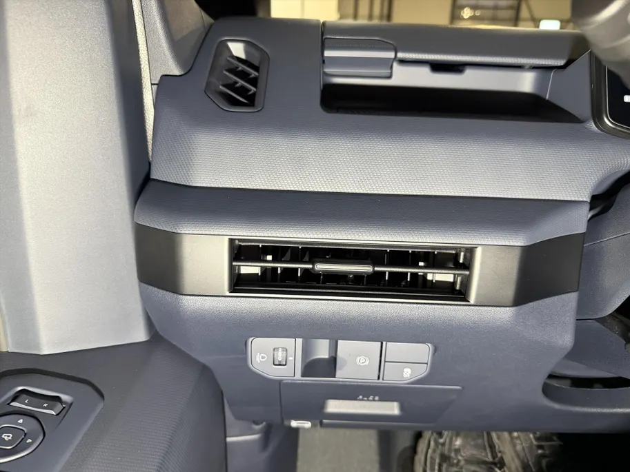 Kia PV5 Cargo 71,2 kWh 163pk L2H1 Elite 2x schuifdeur | Metallic Lak Inbegrepen!