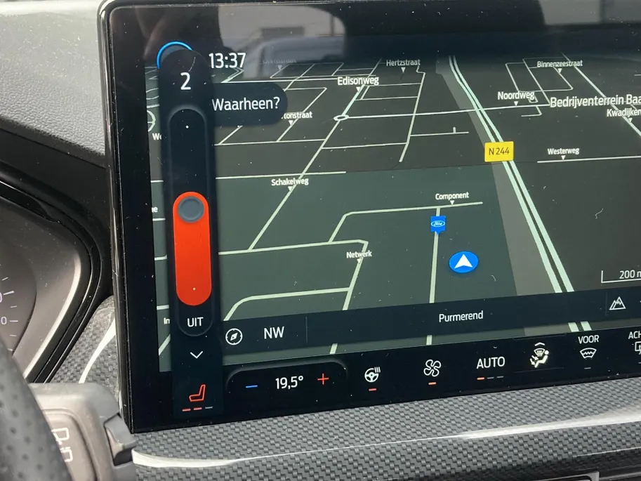 Ford Focus 1.0 EcoBoost Hybrid 125 pk ST Line 5-deurs Navigatie - Apple Carplay/Android Auto - Winter Pack