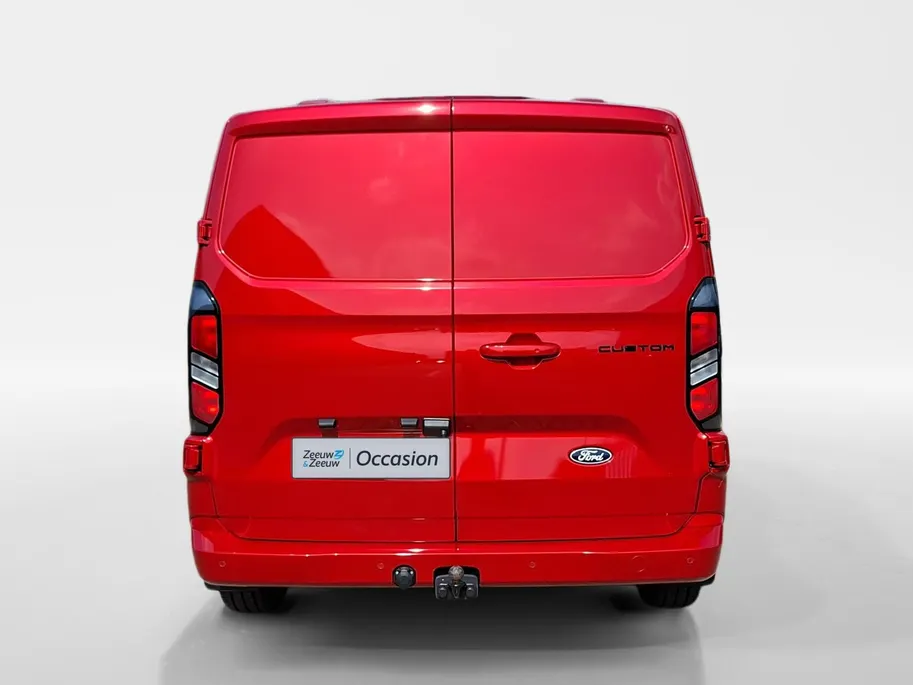 Ford Transit Custom 320 2.0 TDCI L2H1 Limited 136 pk handgeschakeld | BPM vrij! | Dealer onderhouden | Trekhaak | Apple carplay/ Android Auto