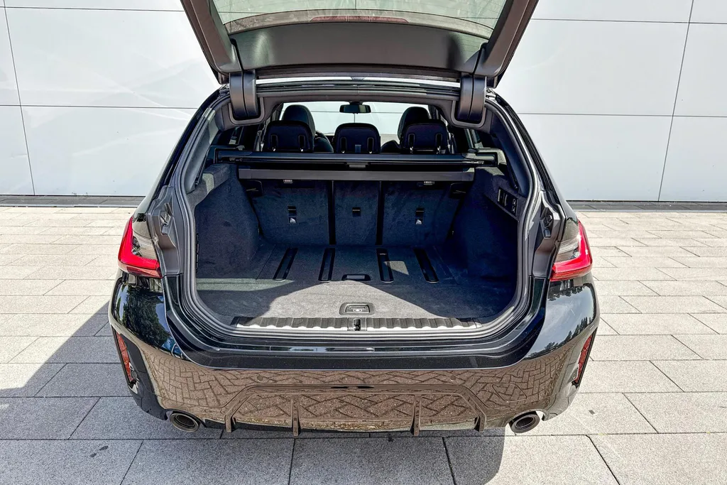 BMW 3 Serie Touring 320i M-Sport Pro