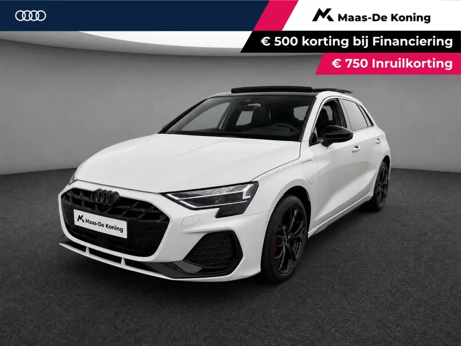 Audi A3 Sportback 45 TFSIe 272pk S-Tronic S Edition Competition · SOH 100% · Panoramadak · Camera · Lederen Bekleding · Elek. Stoel Bestuurder · Elek. Achterklep · Dodehoeksensor · Garantie t/m 24-06-2030 of 100.000km · EXTRA INRUILKORTING ·