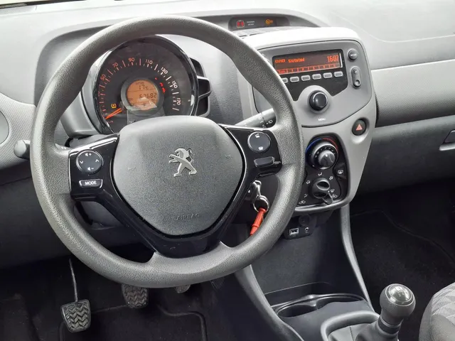 Peugeot 108 1.0 e-VTi Active AIRCO | NL-auto | rijklaarprijs !!