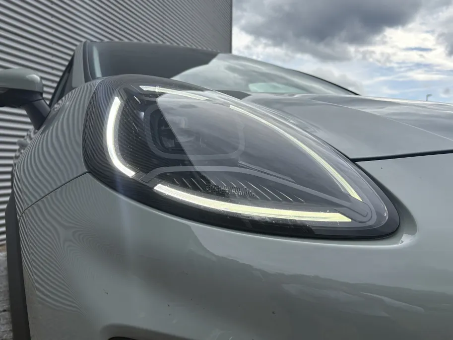Ford Puma 1.0 EcoBoost Hybrid Titanium | Navigatie | DAB | 360 Camera | Adaptieve Cruise | Climate | Stuur/stoel/voorruit verwarming | Apple Carplay/Android Auto