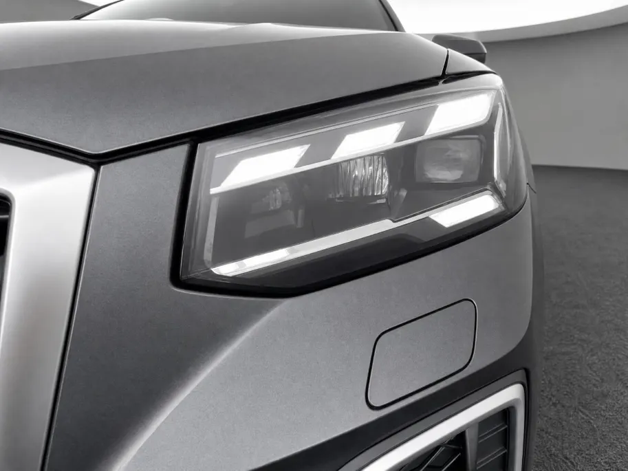 Audi Q2 35 TFSI S Edition 150 PK · Assist. pakket parking · Privacy glas · Stoelverwarming voorin · MEGA Sale