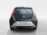 Toyota Aygo 1.0 VVT-i x-play | Airco | Achteruitrijcamera | Apple carplay / Android auto |