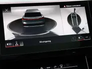 Audi e-tron 55 300kW/408PK S Line 95Kwh · SOH 94,6% · Panoramadak · Leder/Alcantara · 360°Camera + Parkeersensoren · Stoelverwarming ·