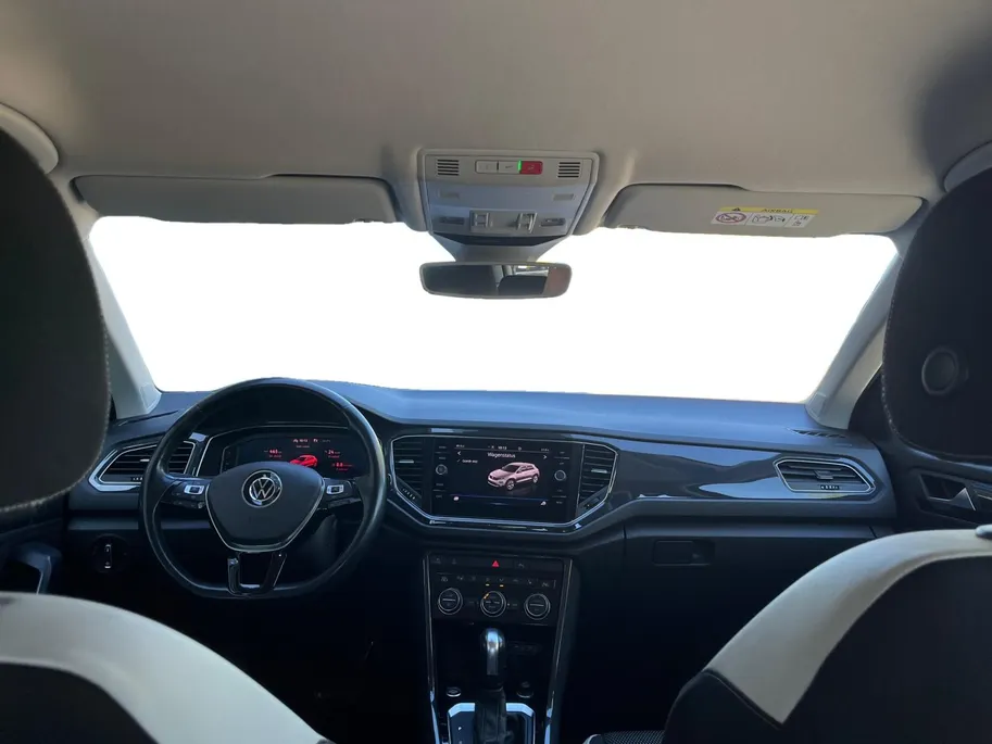 Volkswagen T-Roc 1.5 TSI Sport | Adaptieve Cruise Control | Stoelverwarming | Parkeercamera | Digitale Cockpit