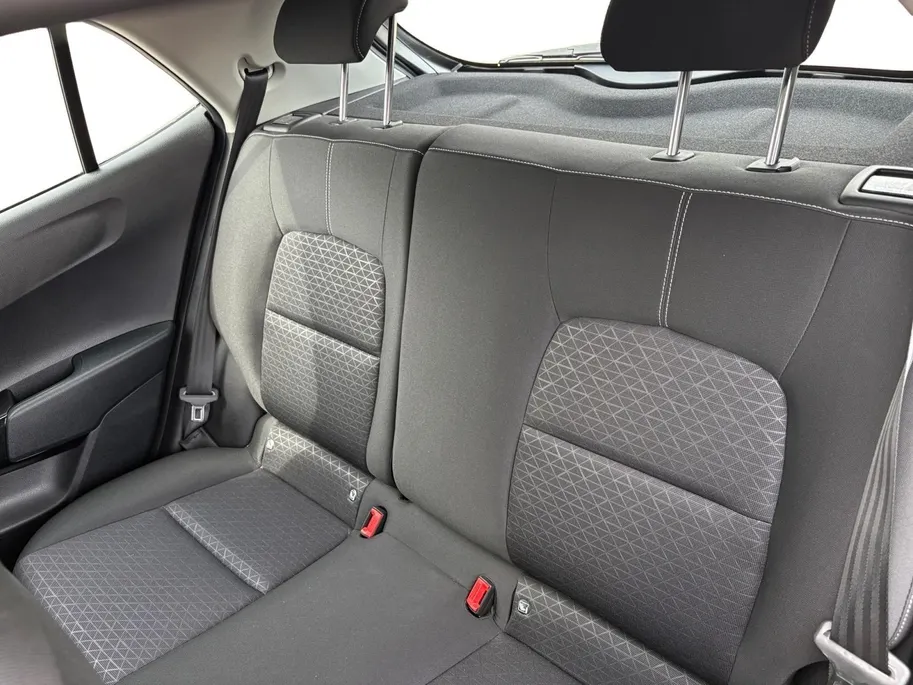 Kia Picanto 1.0 DPi DynamicLine | Apple Carplay / Android Auto | Airco | Camera Achter | Lichtsensor | Cruise Control | 14'Lichtmetalen Velgen |