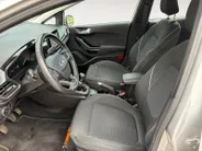 Ford Fiesta 1.0 EcoBoost Titanium | 1e Eigenaar | NL-Auto | Nieuwe distributieriem | Camera | Adaptive Cruisecontrol | Voorruitverwarming | B&O Audio | Navigatie | Apple Carplay&Android Auto | Climate Control | Dealer onderhouden |