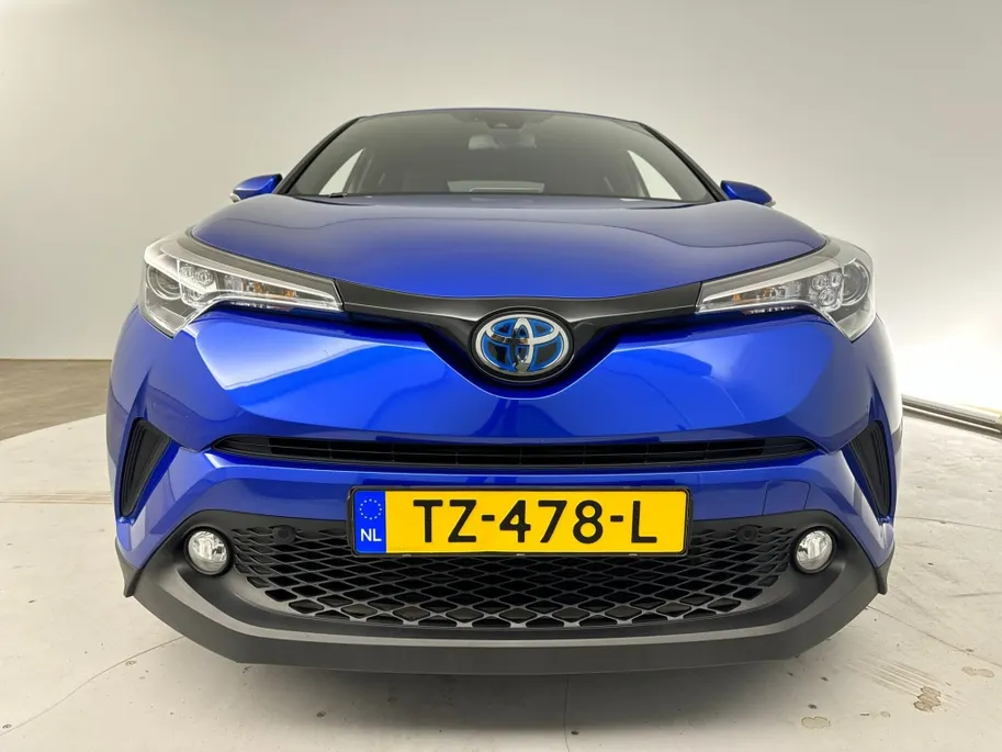 Toyota C-HR 1.8 Hybrid Dynamic Automaat | Navigatie | 18'' L.M. Velgen | Parkeercamera