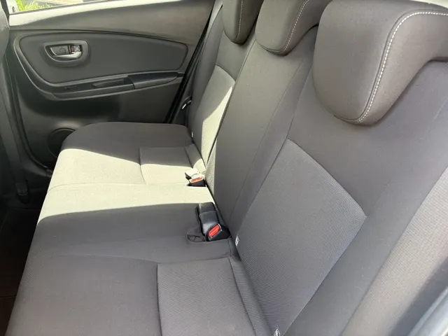Toyota Yaris 1.5 Hybrid Bi-Tone | Navigatie | Trekhaak