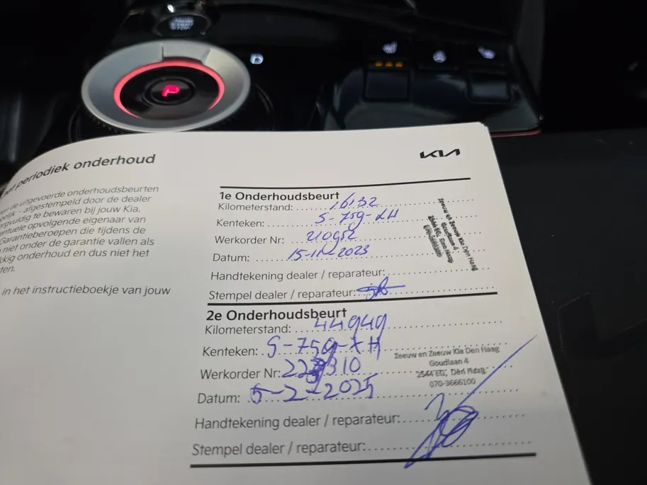 Kia Sportage 1.6 T-GDi Plug-in Hybrid AWD GT-Line | Zeer compleet | Trekhaak | Elektrische achterklep | Panoramadak | Fabrieksgarantie t/m  11-05-2030 + 3x 1 jaar* | NAP