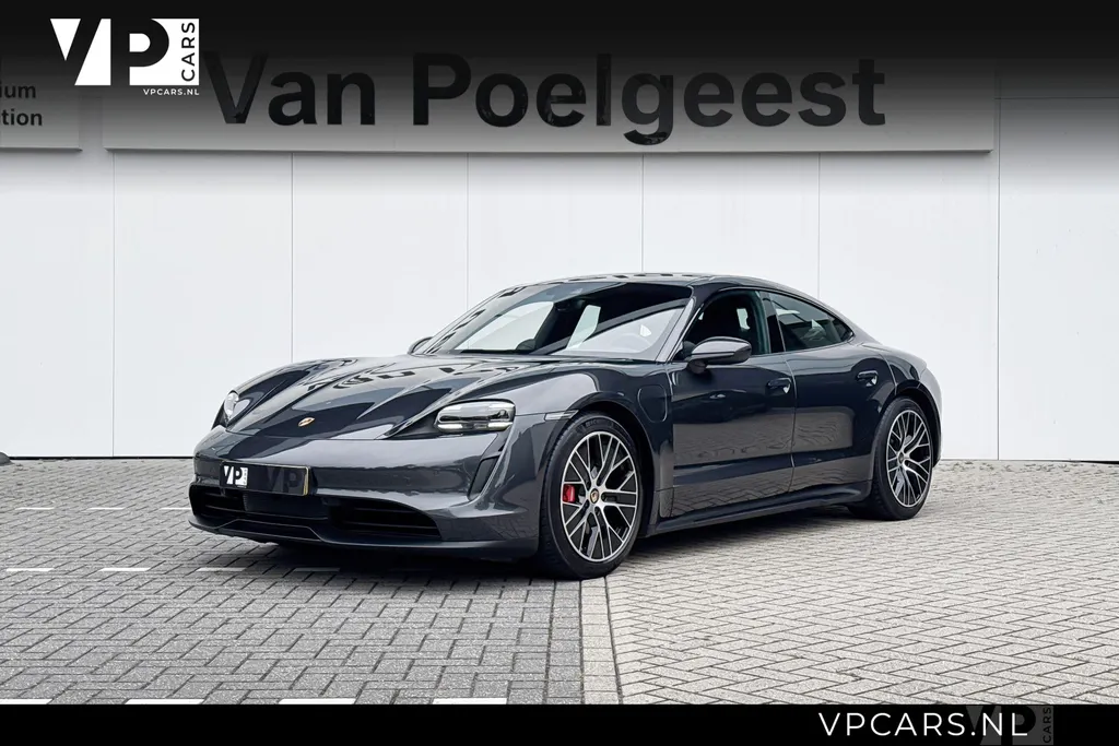 Porsche Taycan 4S Performance
